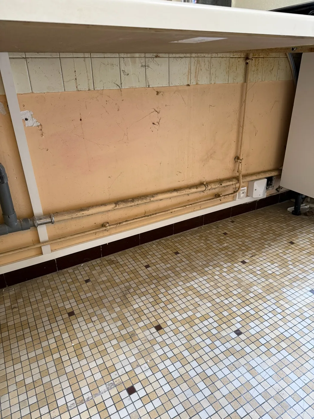 Chantier carrelage réalisé par Hernandez Bâtiment