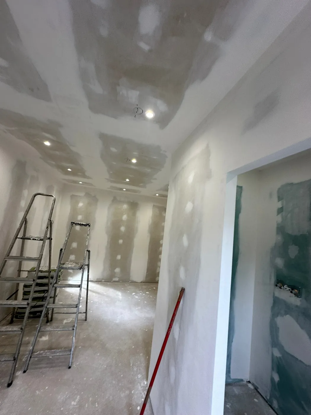 Chantier plâtrerie réalisé par Hernandez Bâtiment