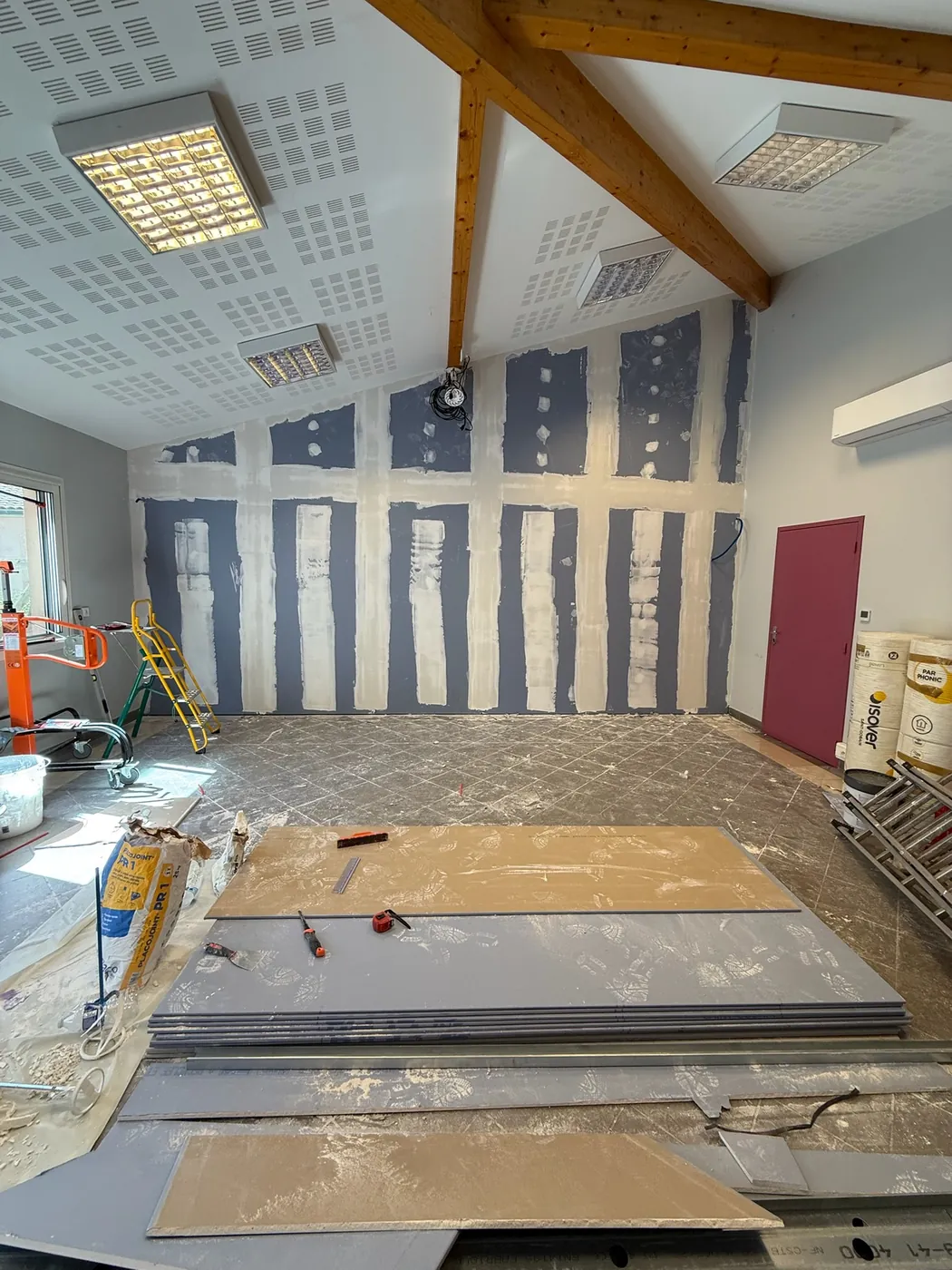 Chantier plâtrerie réalisé par Hernandez Bâtiment